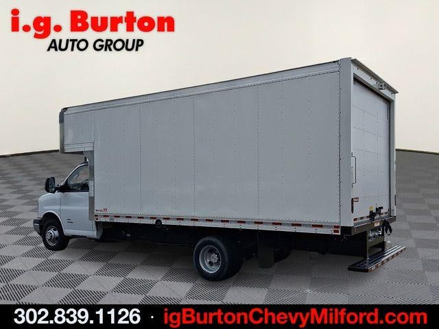 2024 Chevrolet Express Cutaway 4500 Base