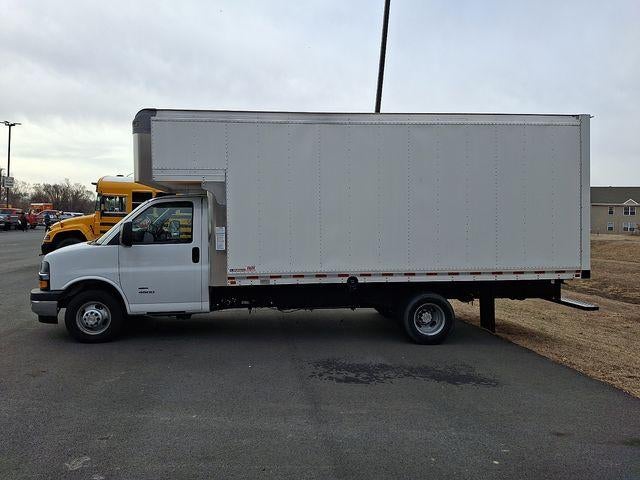 2024 Chevrolet Express Cutaway 4500 Base