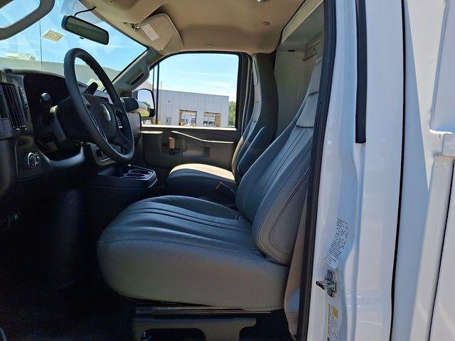 2026 Chevrolet Express Cutaway 3500 Base
