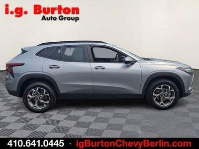 2025 Chevrolet Trax LT