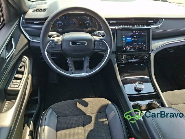 2023 Jeep Grand Cherokee L Altitude 4x4