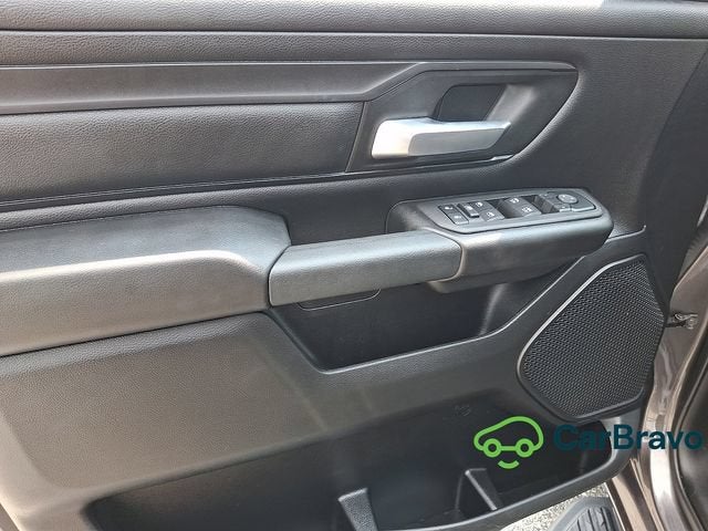2025 RAM 1500 Tradesman Crew Cab 4x4 5'7" Box