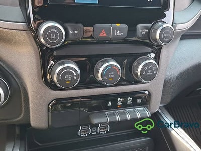 2025 RAM 1500 Tradesman Crew Cab 4x4 5'7" Box