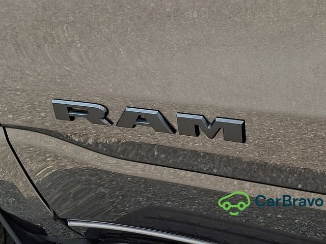 2025 RAM 1500 Tradesman Crew Cab 4x4 5'7" Box