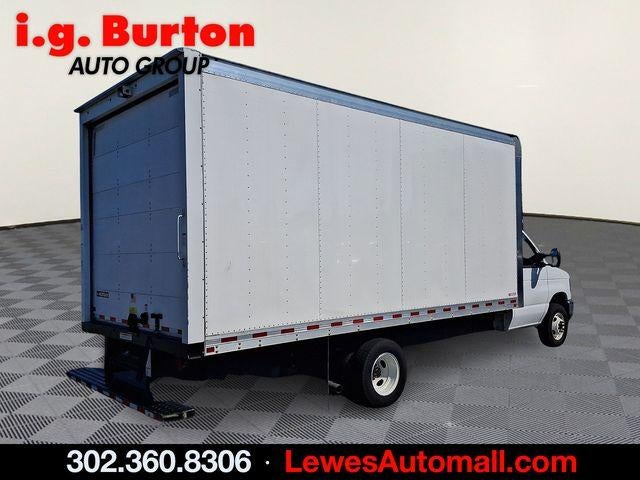 2024 Ford E-Series Cutaway E-450