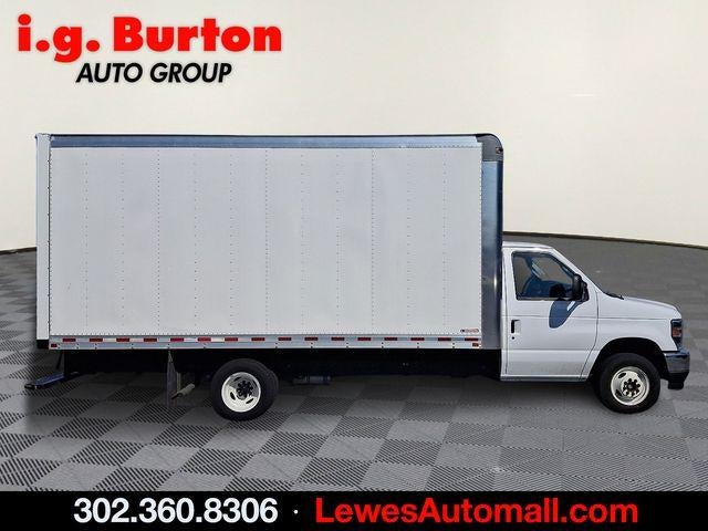 2024 Ford E-Series Cutaway E-450
