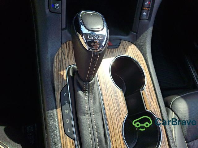 2019 GMC Acadia Denali - Photo 15