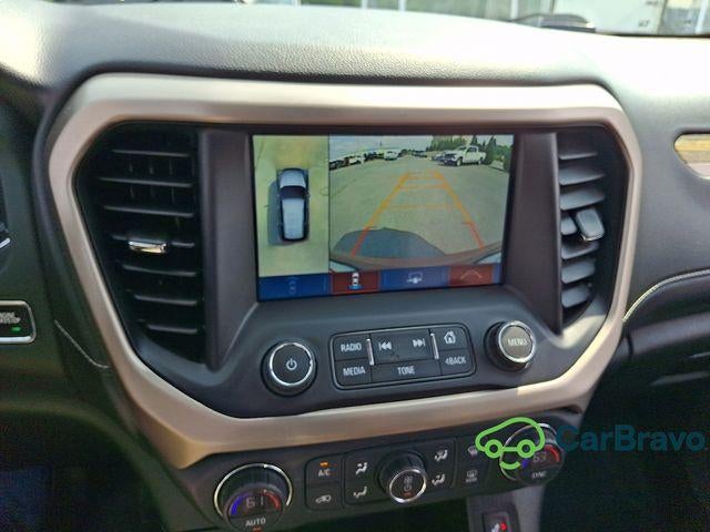2019 GMC Acadia Denali - Photo 18