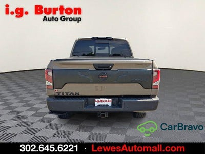 2021 Nissan TITAN Crew Cab PRO-4X 4x4