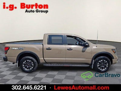 2021 Nissan TITAN Crew Cab PRO-4X 4x4