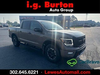 2021 Nissan TITAN Crew Cab PRO-4X 4x4