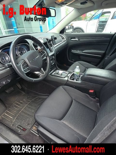 2018 Chrysler 300 Touring