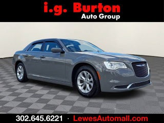 2018 Chrysler 300 Touring