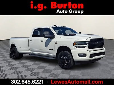 2024 RAM 3500 Laramie Crew Cab 4x4 8' Box