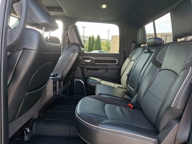 2024 RAM 3500 Laramie Crew Cab 4x4 8' Box