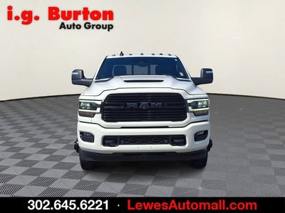 2024 RAM 3500 Laramie Crew Cab 4x4 8' Box