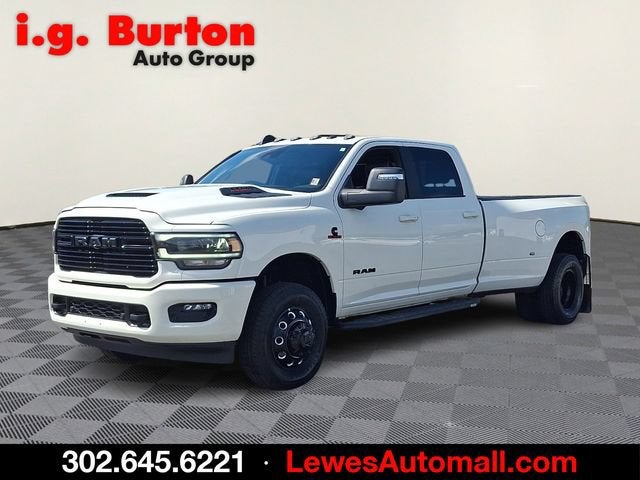 2024 RAM 3500 Laramie Crew Cab 4x4 8' Box