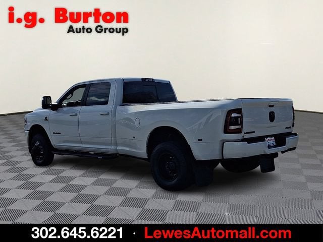2024 RAM 3500 Laramie Crew Cab 4x4 8' Box