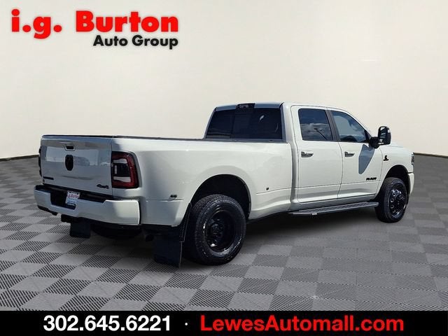 2024 RAM 3500 Laramie Crew Cab 4x4 8' Box