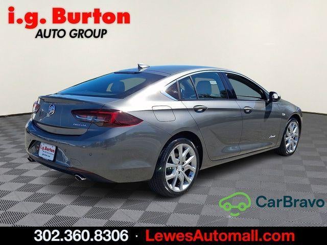 2019 Buick Regal Sportback Avenir