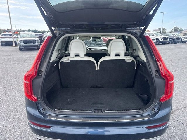 2020 Volvo XC90 T6 Momentum 7 Passenger