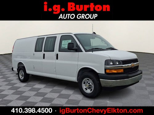 2025 Chevrolet Express Cargo WT