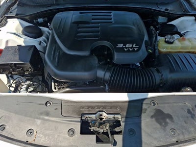 2017 Dodge Charger SXT RWD